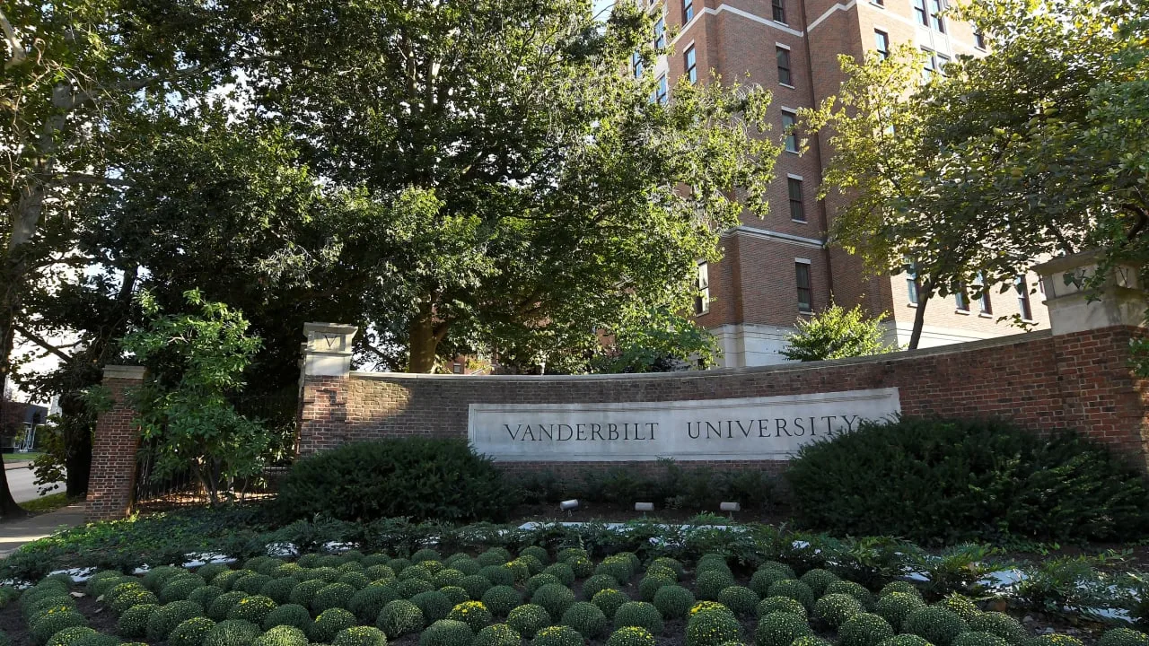 Vanderbilt Probes Math Lecturer Over Anti-Zionist, Antisemitic Teaching Materials